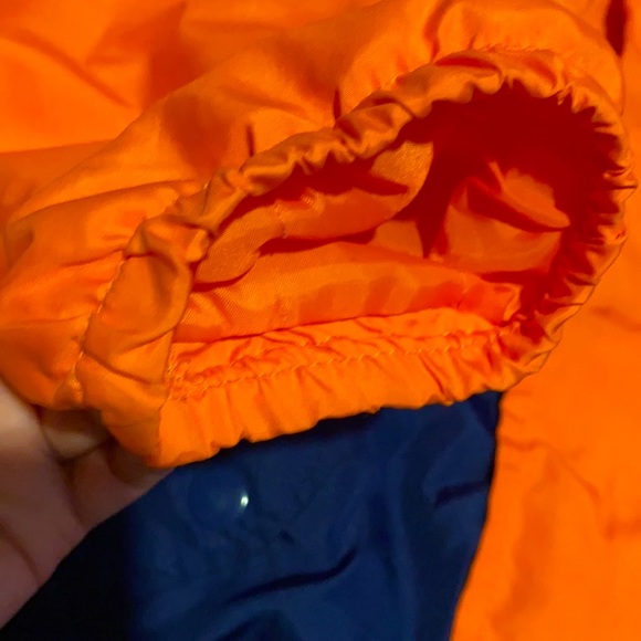 SPRING SALE ‼️ Oshkosh B’gosh WindBreaker , good for Autumn Season.  Size : 14 y - Picture 5 of 7